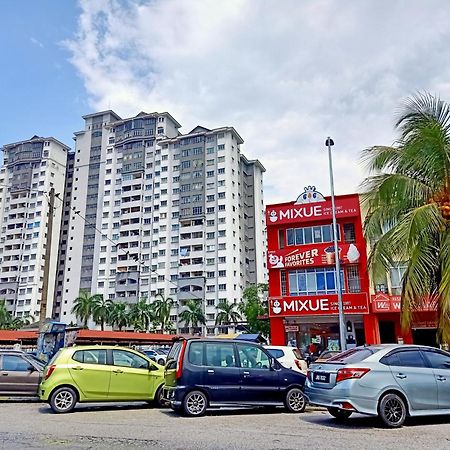 Suria Kipark Damansara 3R2B 950Sq Ft Apartment Куала-Лумпур Экстерьер фото