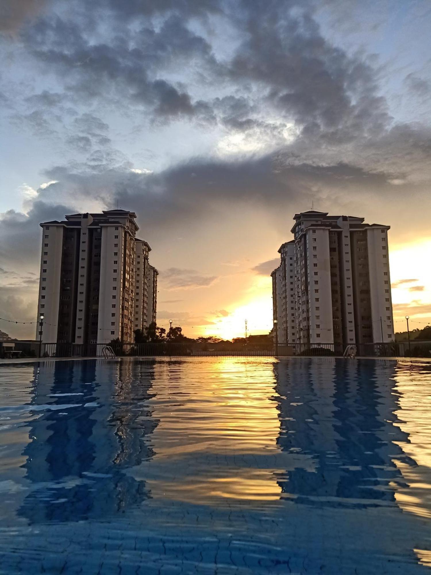 Suria Kipark Damansara 3R2B 950Sq Ft Apartment Куала-Лумпур Экстерьер фото